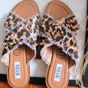 Leopard Print Studded Sandals ✨